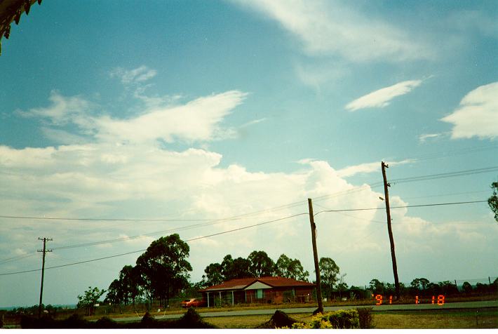 thunderstorm cumulonimbus_incus : Schofields, NSW   18 January 1991