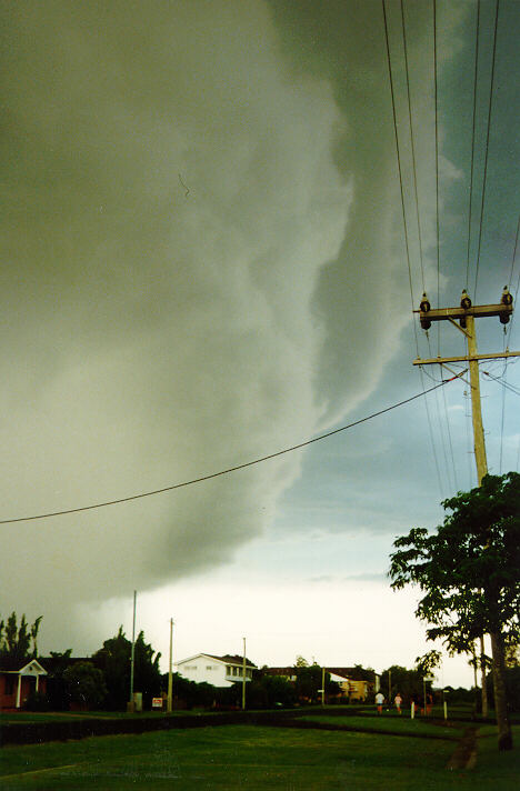 shelfcloud shelf_cloud : Ballina, NSW   4 January 1992
