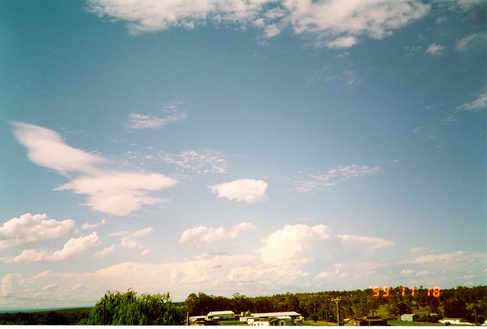 thunderstorm cumulonimbus_incus : Schofields, NSW   18 November 1993