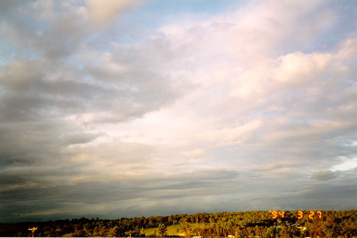 stratocumulus stratocumulus_cloud : Schofields, NSW   27 March 1994