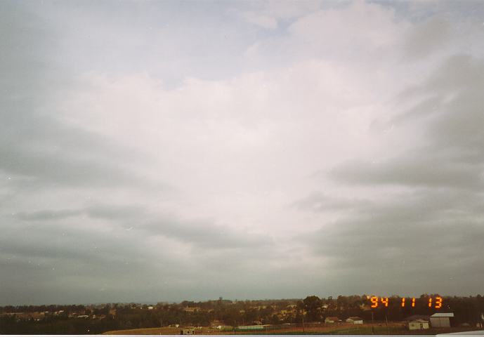 stratus stratus_cloud : Schofields, NSW   13 November 1994