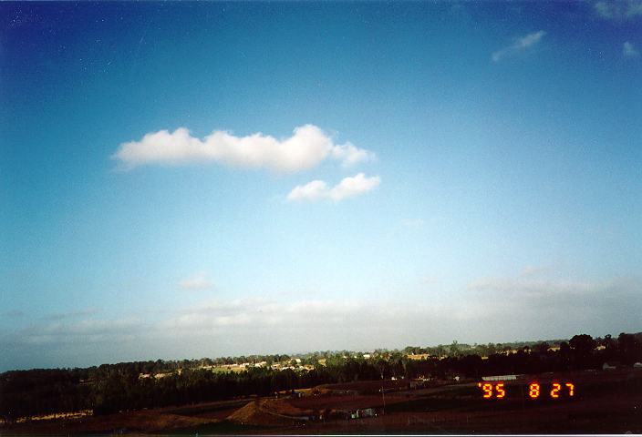 stratus stratus_cloud : Schofields, NSW   27 August 1995