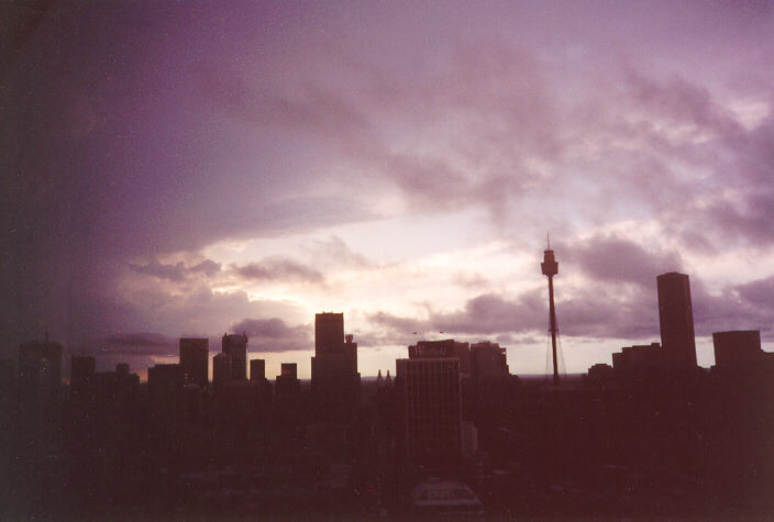 cumulonimbus supercell_thunderstorm : Sydney, NSW   28 October 1995