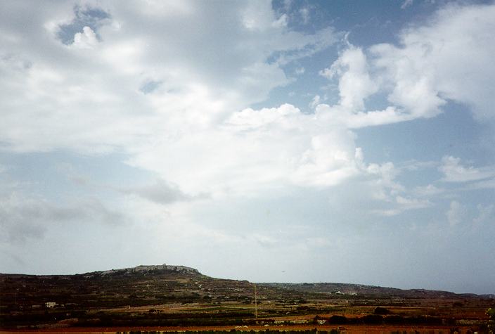 stratus stratus_cloud : Malta   22 August 1996