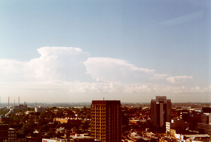 thunderstorm cumulonimbus_incus : Parramatta, NSW   4 April 1997