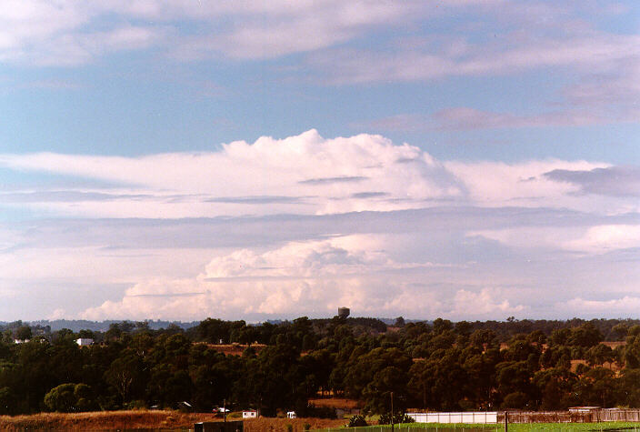 thunderstorm cumulonimbus_incus : Schofields, NSW   18 May 1997
