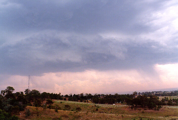 shelfcloud shelf_cloud : Horsley Park, NSW   26 November 1997