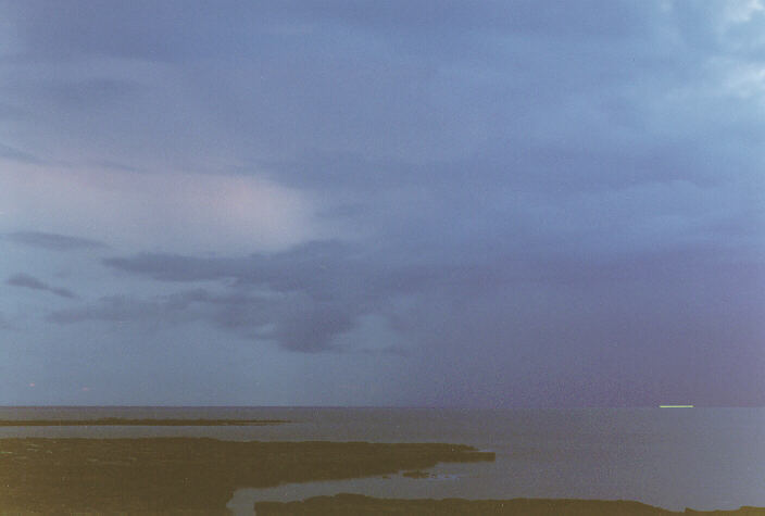 cumulonimbus thunderstorm_base : Darwin, NT   6 December 1997