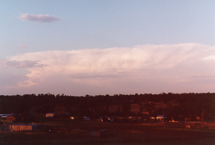 thunderstorm cumulonimbus_incus : Schofields, NSW   26 December 1997