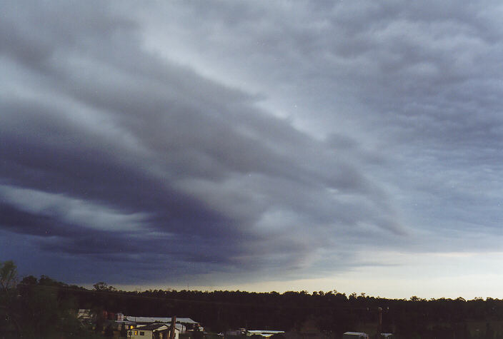 shelfcloud shelf_cloud : Schofields, NSW   4 February 1998