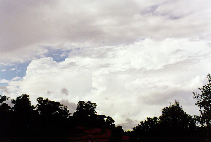 thunderstorm cumulonimbus_incus : Oakhurst, NSW   10 April 1998