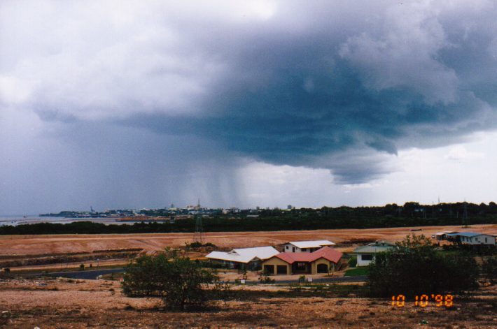 contributions received : Darwin, NT<BR>Photo by John Bath   10 October 1998