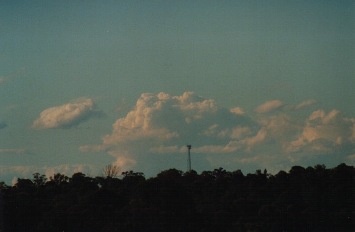 thunderstorm cumulonimbus_calvus : Schofields, NSW   15 April 2000
