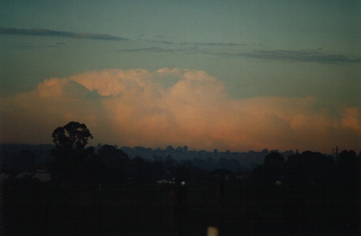 thunderstorm cumulonimbus_incus : Schofields, NSW   19 April 2000