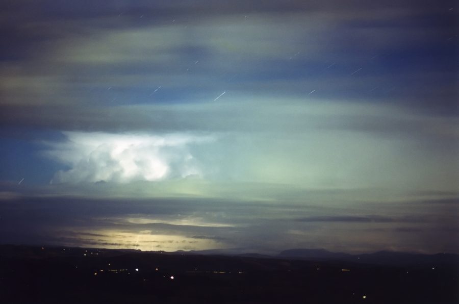 lightning lightning_bolts : McLeans Ridges, NSW   16 October 2000