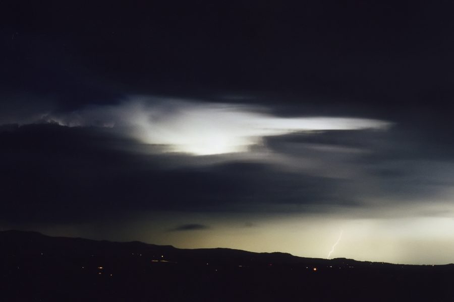 lightning lightning_bolts : McLeans Ridges, NSW   26 October 2000