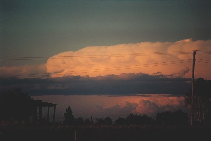 cumulonimbus supercell_thunderstorm : Grafton, NSW   4 November 2000