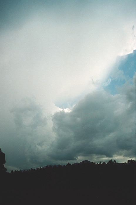 thunderstorm cumulonimbus_incus : Coffs Harbour, NSW   5 November 2000