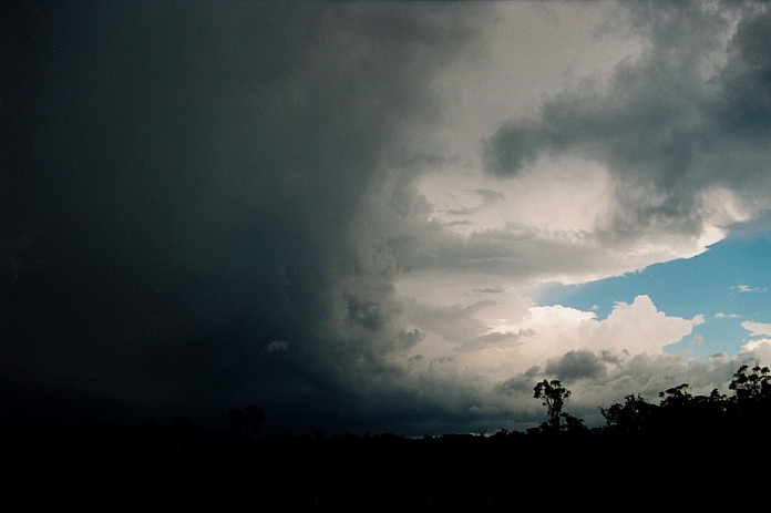 cumulonimbus supercell_thunderstorm : Coffs Harbour, NSW   5 November 2000