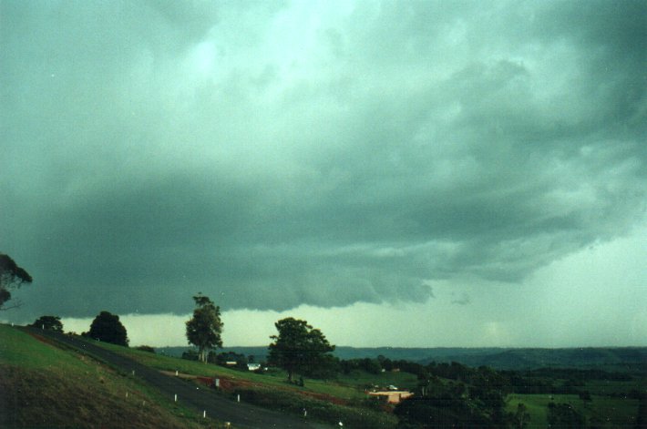 shelfcloud shelf_cloud : McLeans Ridges, NSW   6 November 2000