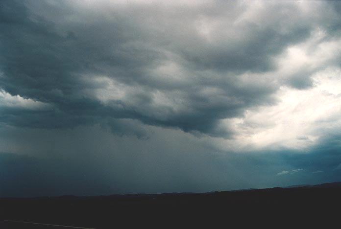cumulonimbus thunderstorm_base : 30km W of Warwick, Qld   27 November 2000