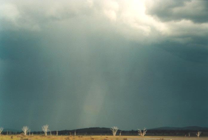 raincascade precipitation_cascade : Coolmunda Dam, Inglewood, Qld   27 November 2000