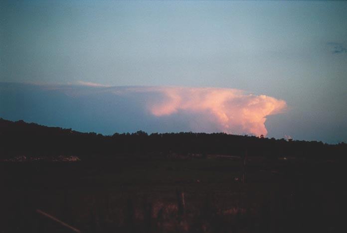 thunderstorm cumulonimbus_incus : Gunnedah, NSW   28 November 2000