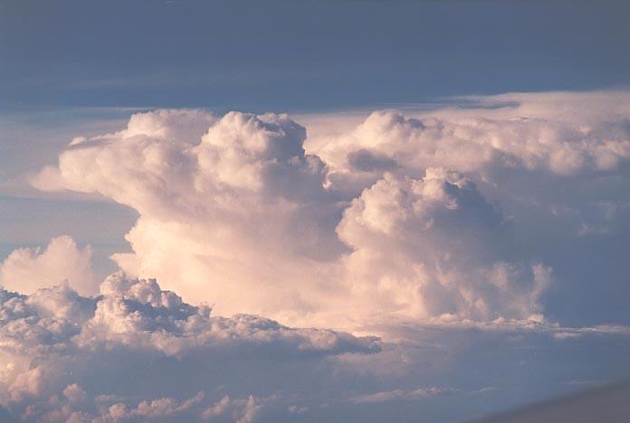 thunderstorm cumulonimbus_incus : Dallas to Denver flight, USA   8 June 2001