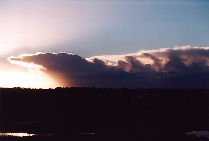 thunderstorm cumulonimbus_incus : Schofields, NSW   28 August 2001