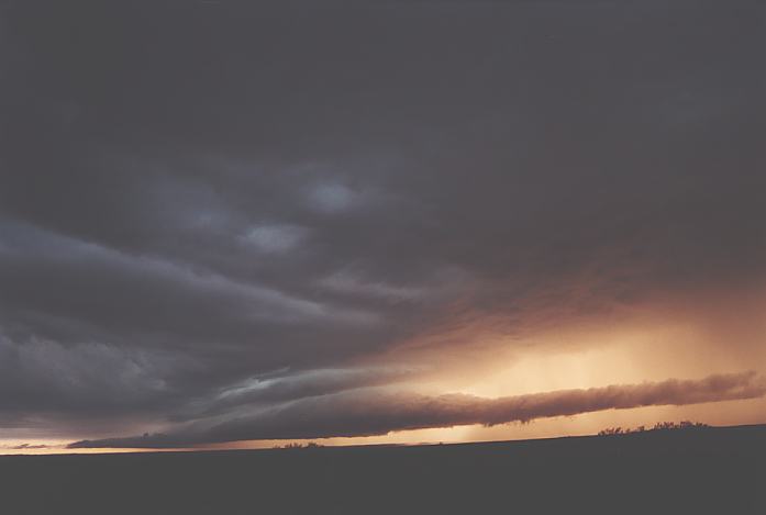 shelfcloud shelf_cloud : near Shawville, Texas, USA   27 May 2002