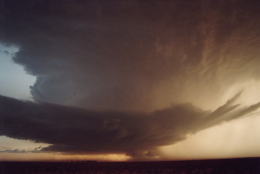 inflowband thunderstorm_inflow_band : Littlefield, Texas, USA   3 June 2003