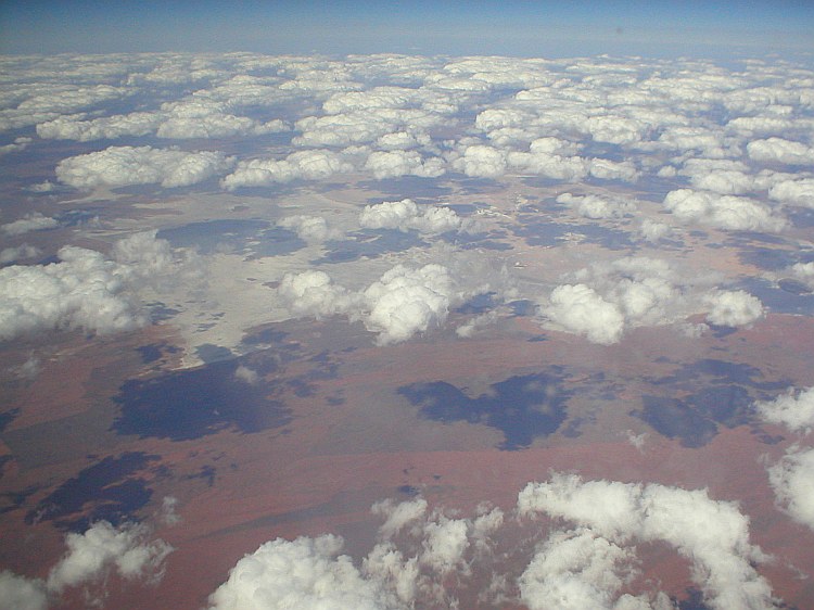 contributions received : Gibson Desert, WA<BR>Photo by Paul Girling   29 September 2003