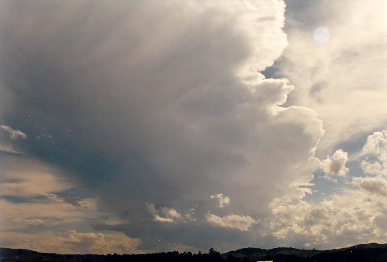 thunderstorm cumulonimbus_incus : Mummulgum, NSW   25 October 2003
