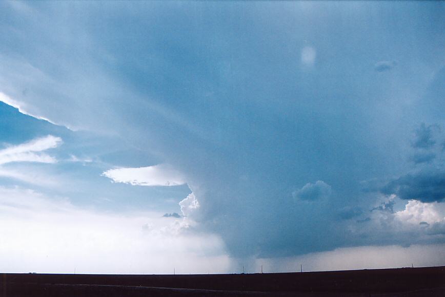anvil thunderstorm_anvils : NW of Dodge City, Kansas, USA   17 May 2004