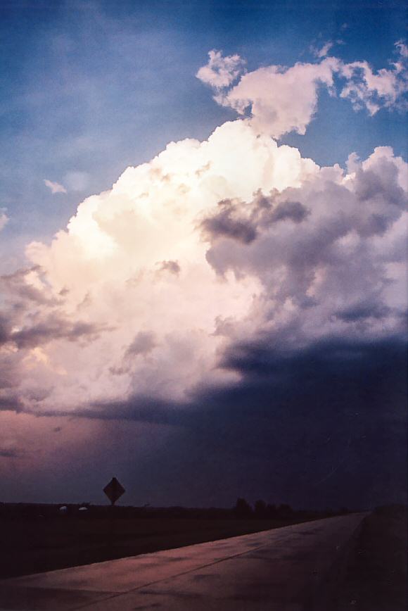 thunderstorm cumulonimbus_incus : E of Russell along I-70, Kansas, USA   17 May 2004