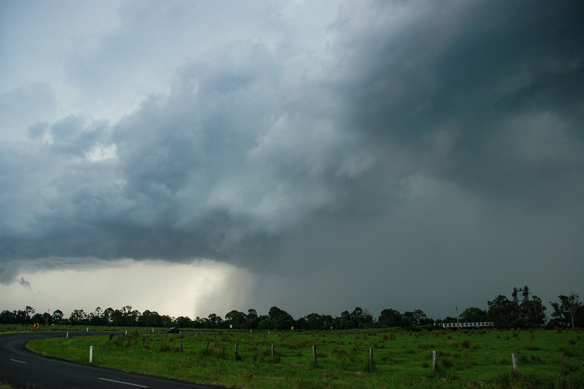 cumulonimbus thunderstorm_base : Coraki, NSW   23 December 2004
