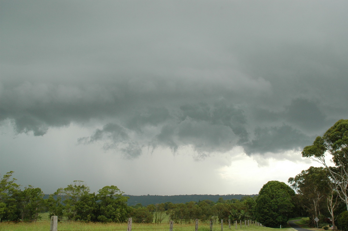 shelfcloud shelf_cloud : Tyagarah, NSW   5 January 2005