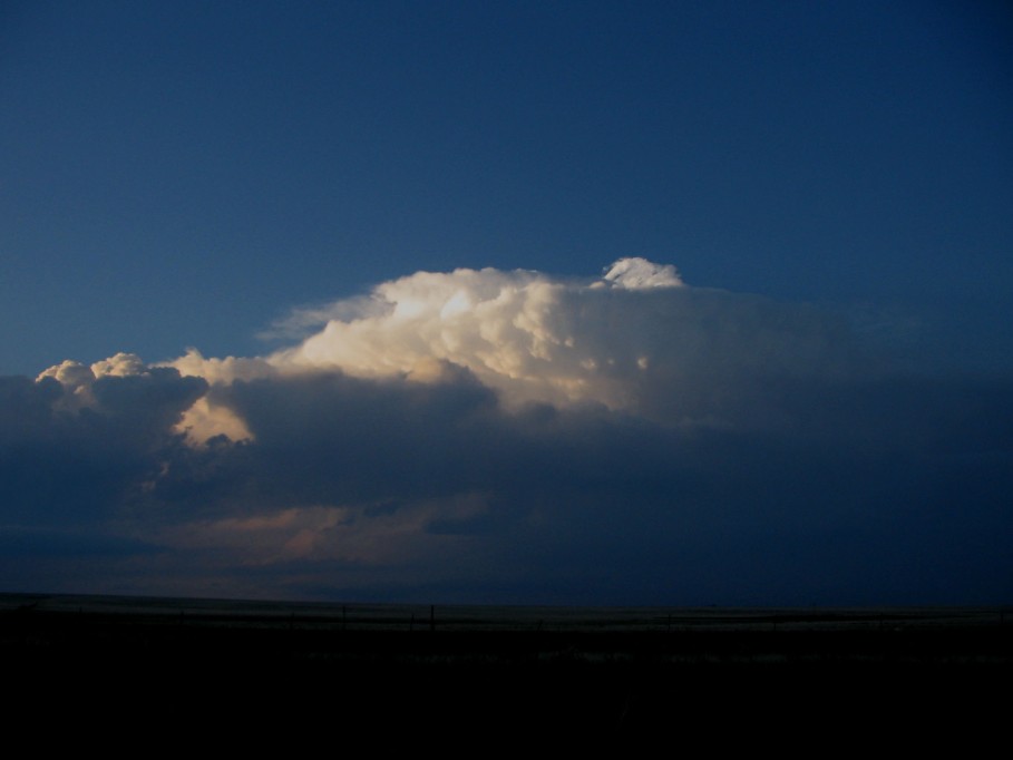 cumulonimbus supercell_thunderstorm : SE of Des Moines, New Mexico, USA   30 May 2005