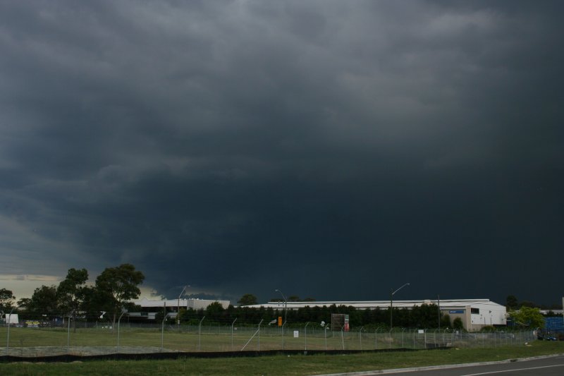 cumulonimbus thunderstorm_base : Bankstown Airport, NSW   22 October 2005