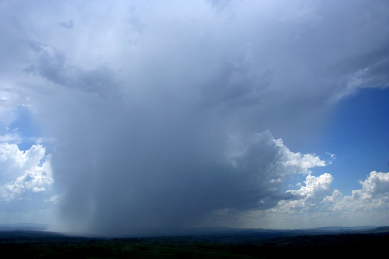 thunderstorm cumulonimbus_incus : Richmond Range, NSW   27 December 2005