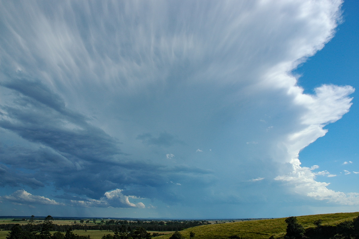thunderstorm cumulonimbus_incus : Tregeagle, NSW   4 April 2006