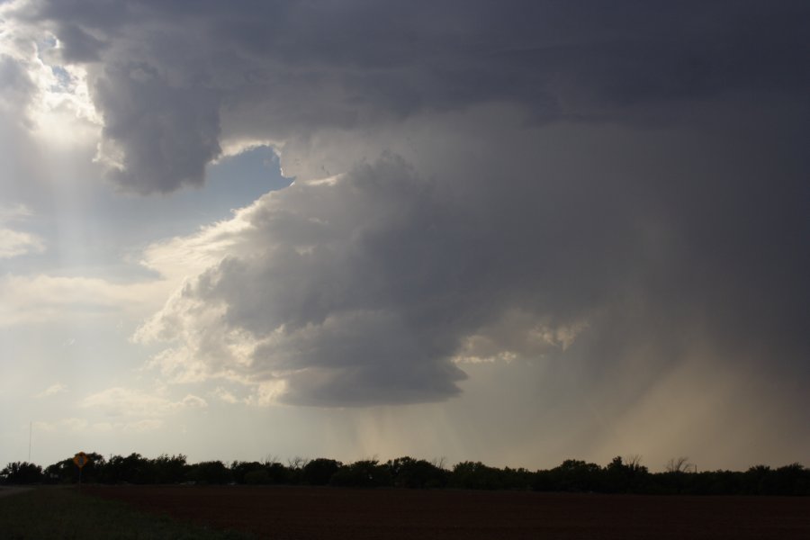 cumulonimbus supercell_thunderstorm : Matador, Texas, USA   3 May 2006