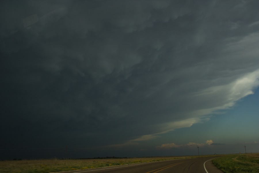 anvil thunderstorm_anvils : SW of Patricia, Texas, USA   5 May 2006