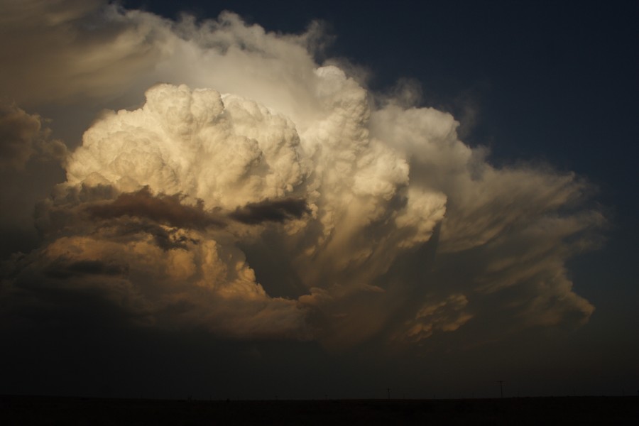 updraft thunderstorm_updrafts : Patricia, Texas, USA   5 May 2006