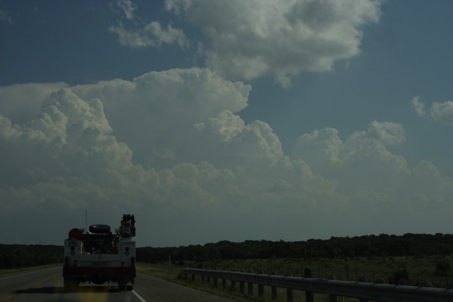 thunderstorm cumulonimbus_incus : Senora, Texas, USA   14 May 2006