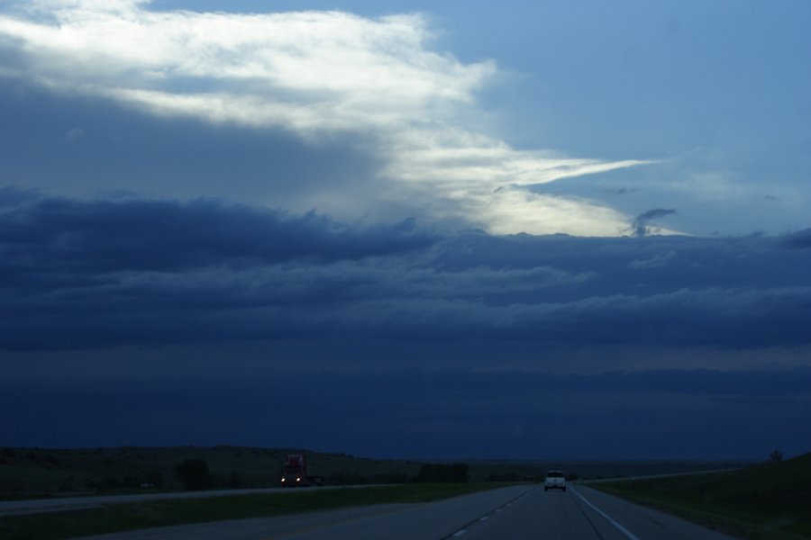 thunderstorm cumulonimbus_incus : near Rapid City, South Dakota, USA   28 May 2006