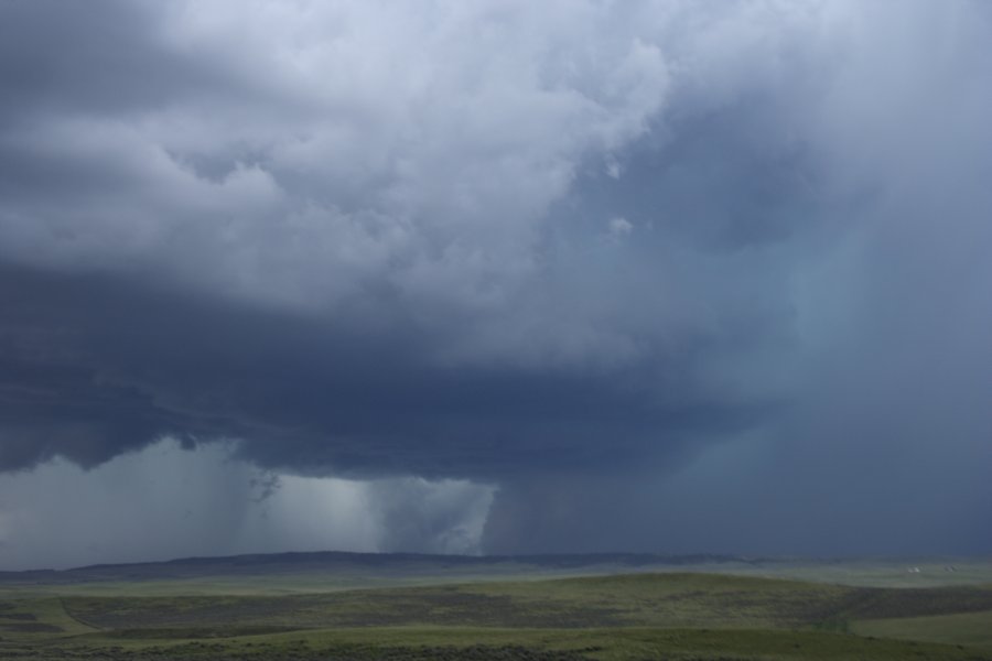 wallcloud thunderstorm_wall_cloud : NW of Newcastle, Wyoming, USA   9 June 2006