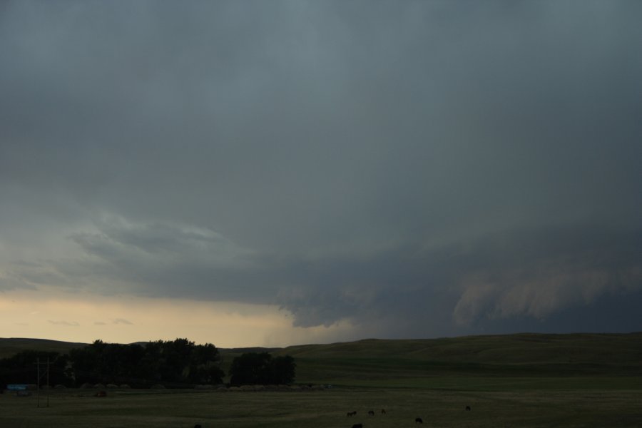 cumulonimbus thunderstorm_base : N of Authur, Nebraska, USA   10 June 2006