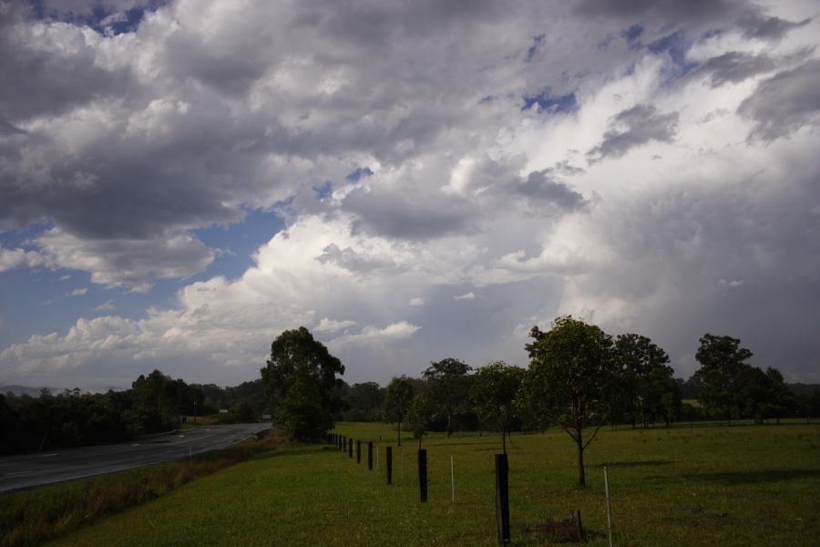 thunderstorm cumulonimbus_incus : S of Port Macquarie, NSW   13 November 2006