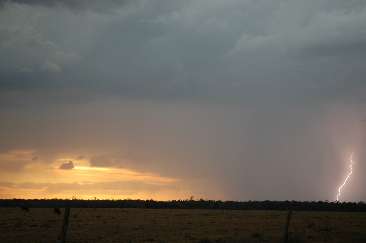 sunset sunset_pictures : N of Goodiwindi, QLD   14 January 2007